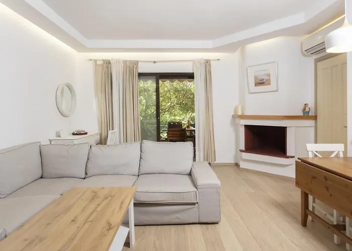 Casa vacanze Lovely 3 Min From The Hanioti