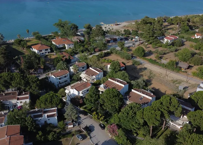 Lovely 3 Min From The *