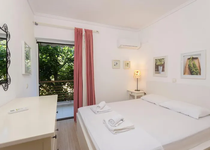 Lovely 3 Min From The Hanioti